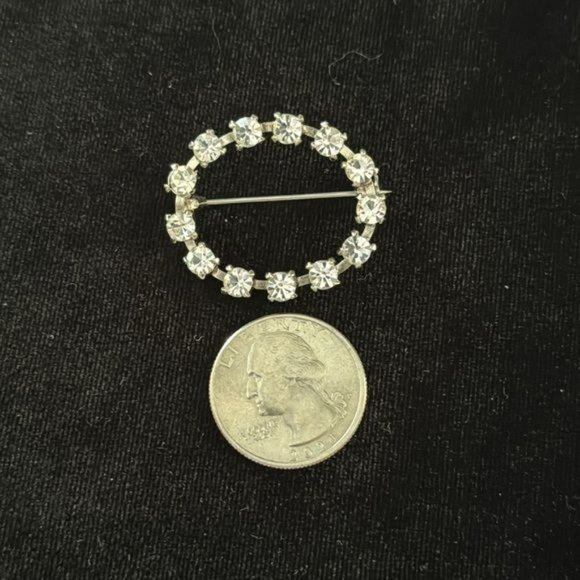 Vintage Austrian Crystal Brooch - Picture 3 of 4